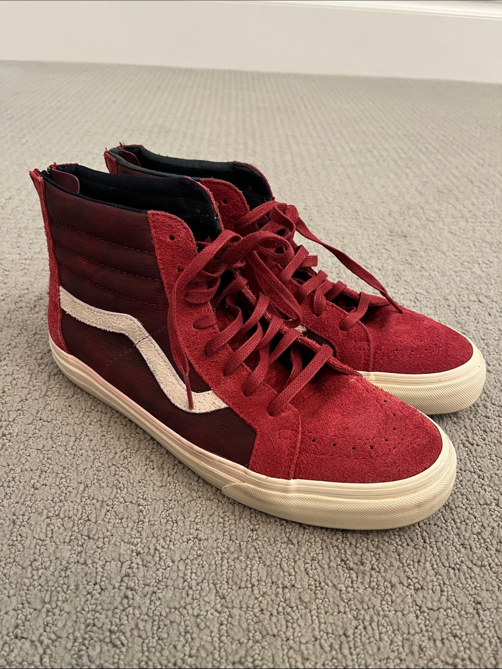 Men’s High-Top Vans Suede Skate Sneakers in Burgundy with White Stripe - Picture 4 of 6